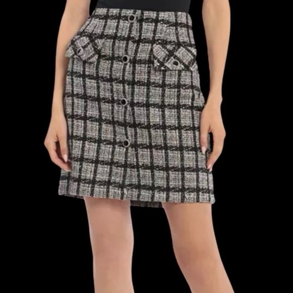Bagatelle Collection Button Front Black and Confetti Tweed Mini Skirt Sz. M - Picture 1 of 16